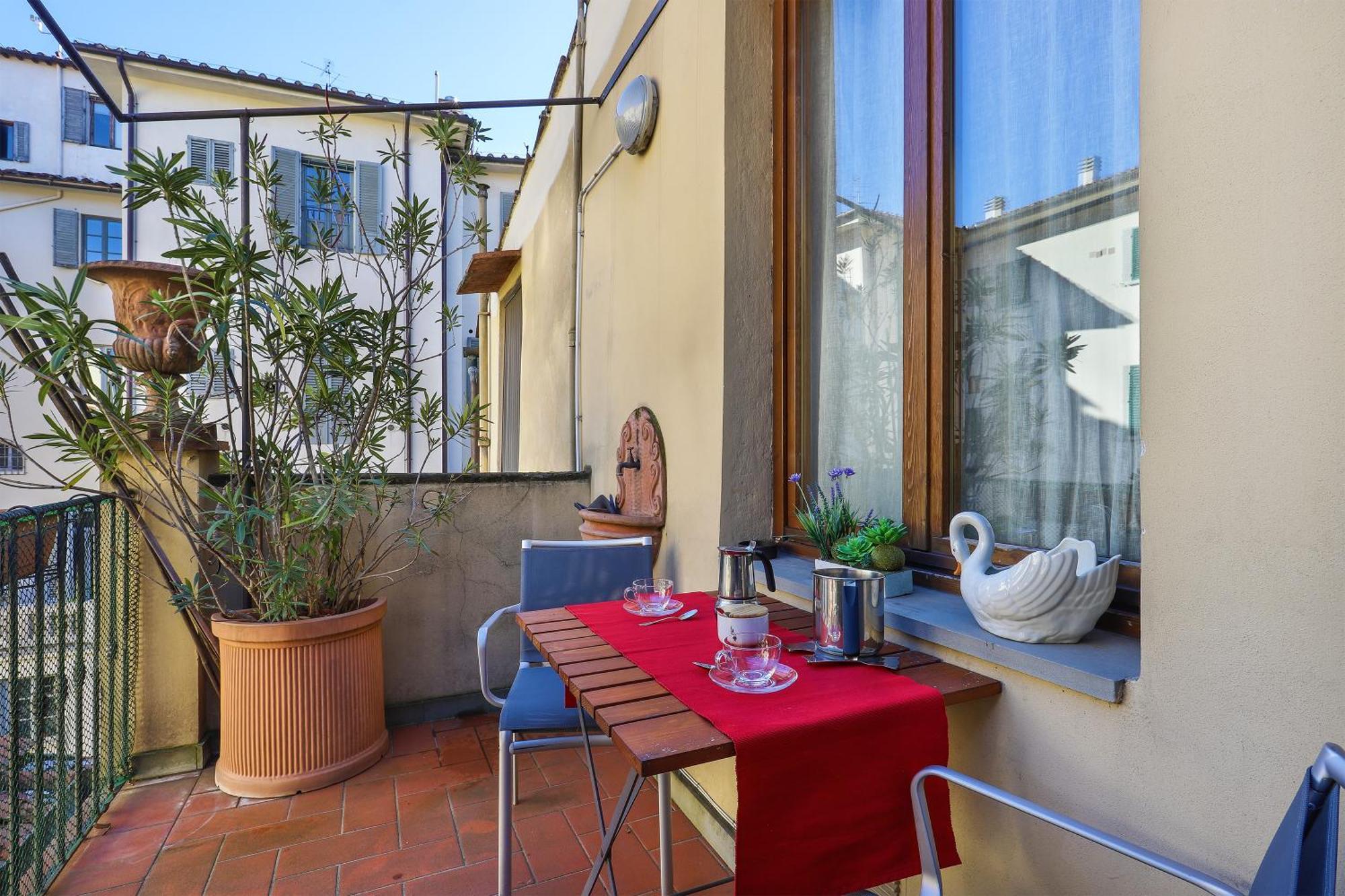 2 Bedroom With Terrace Florenz